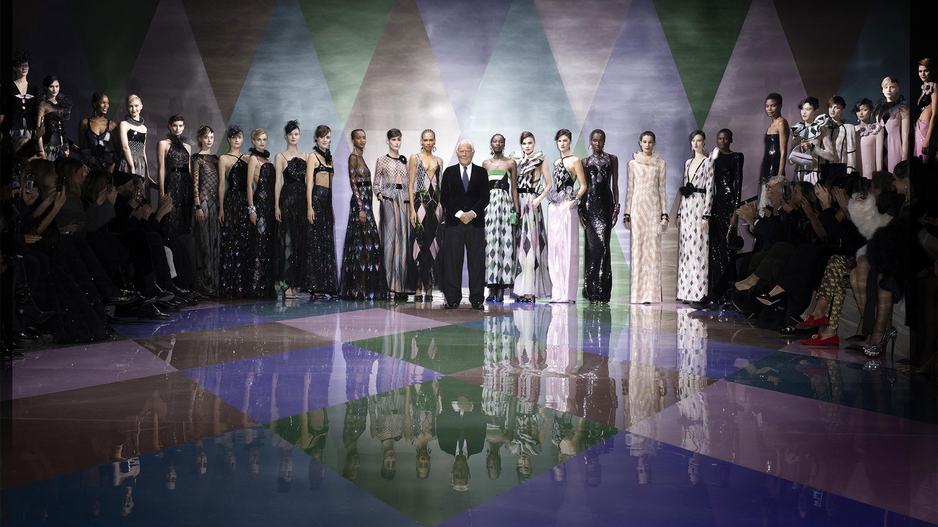 Giorgio Armani Privé-spring-summer-2023-fashion-show-reduced-environmental-impact